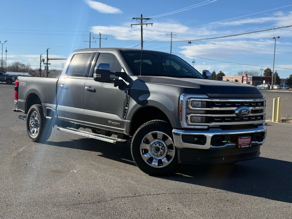2026 Ford F-350SD Lariat
