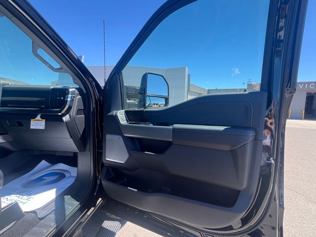 2026 Ford F-350SD Lariat Tremor