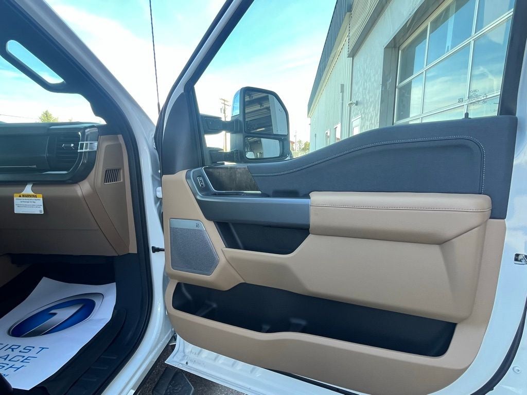 2026 Ford F-350SD Lariat