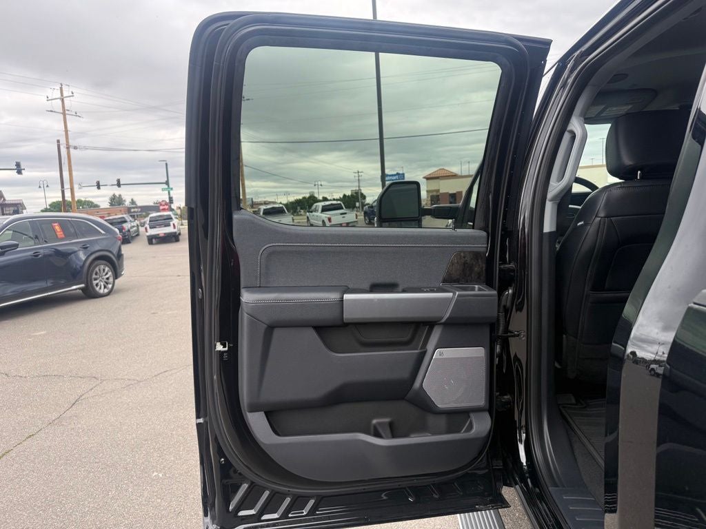 2026 Ford F-350SD Lariat DRW