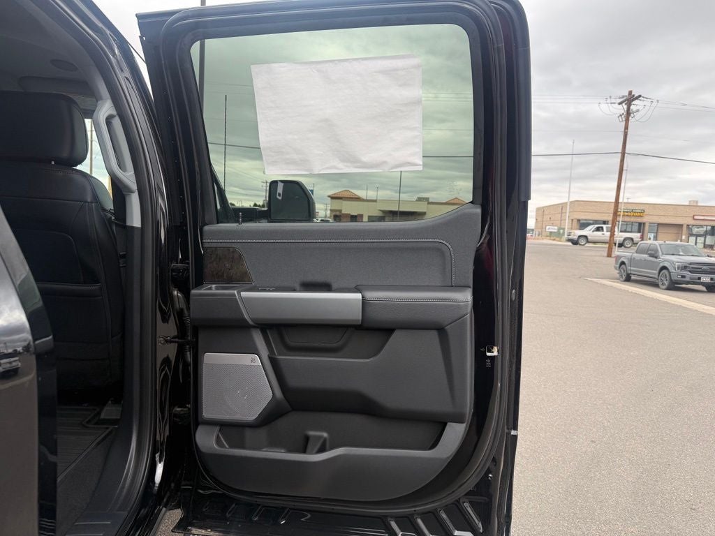 2026 Ford F-350SD Lariat DRW