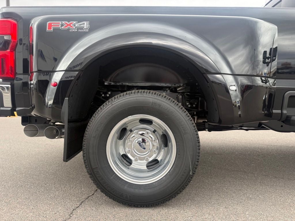 2026 Ford F-350SD Lariat DRW