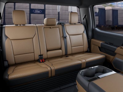 2027 Ford F-350SD Lariat DRW