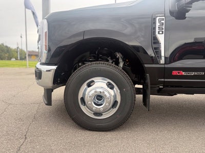 2027 Ford F-350SD Lariat DRW