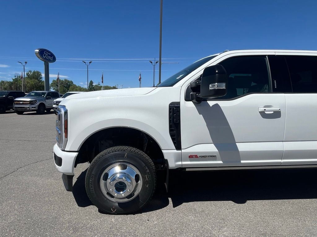 2026 Ford F-350SD Platinum DRW