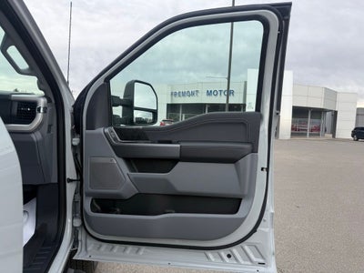 2026 Ford F-350SD XLT DRW