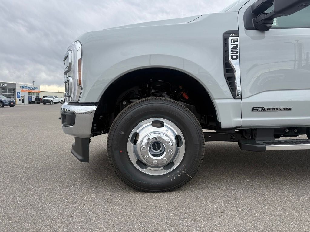 2026 Ford F-350SD XLT DRW