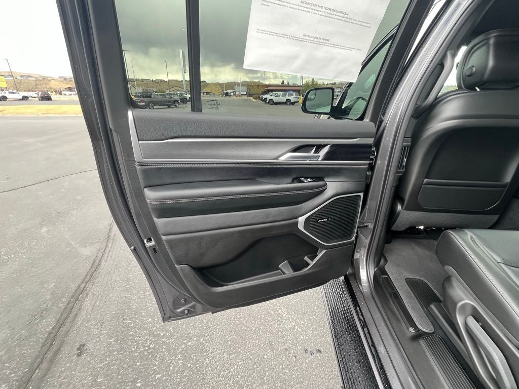 2026 Jeep Grand Wagoneer L Base