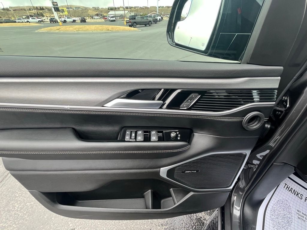 2026 Jeep Grand Wagoneer L Base