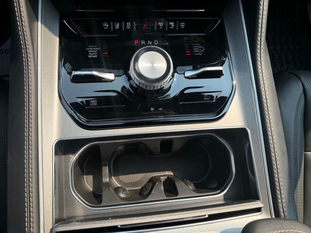 2026 Jeep Grand Wagoneer Upland