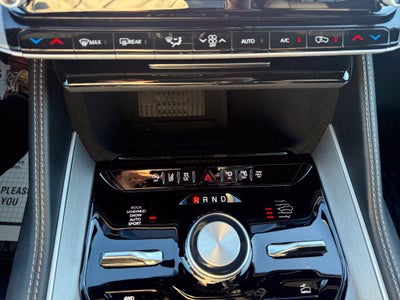 2027 Jeep Grand Wagoneer GRAND WAGONEER UPLAND 4X4