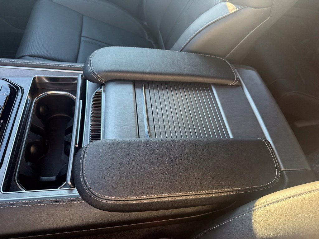 2027 Jeep Grand Wagoneer GRAND WAGONEER UPLAND 4X4