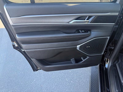 2027 Jeep Grand Wagoneer GRAND WAGONEER UPLAND 4X4