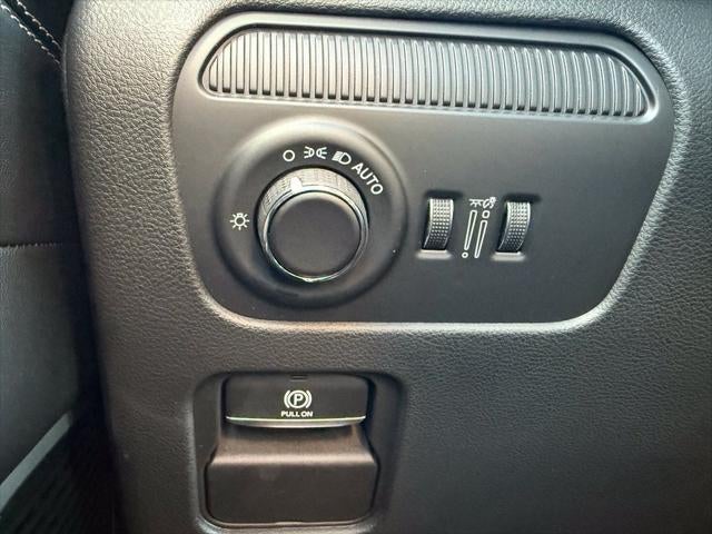 2027 Jeep Grand Wagoneer GRAND WAGONEER UPLAND 4X4