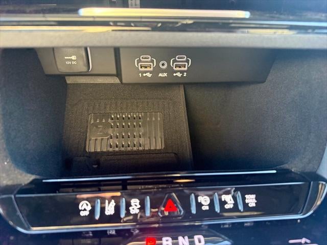 2027 Jeep Grand Wagoneer GRAND WAGONEER UPLAND 4X4