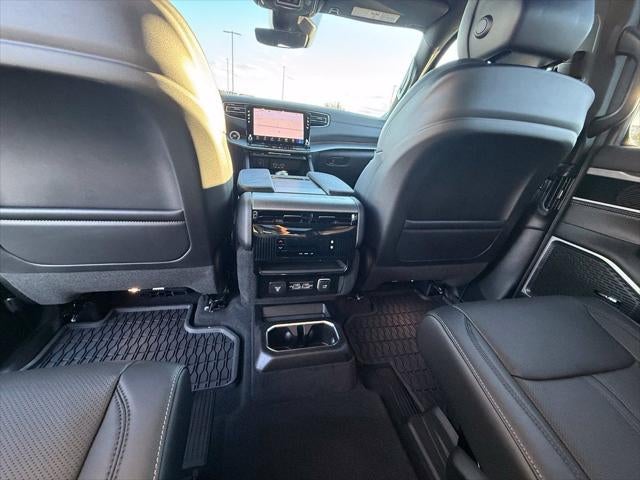 2027 Jeep Grand Wagoneer GRAND WAGONEER UPLAND 4X4