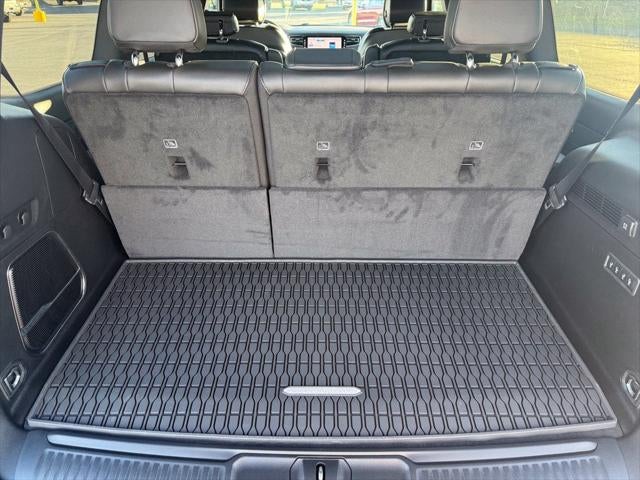 2027 Jeep Grand Wagoneer GRAND WAGONEER UPLAND 4X4