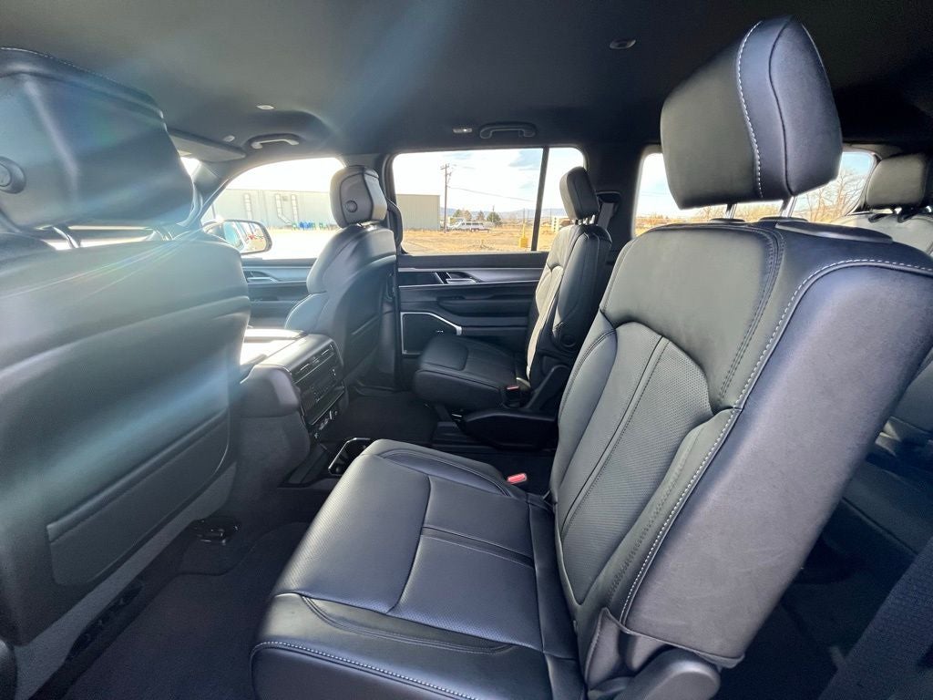 2026 Jeep Grand Wagoneer Limited Altitude