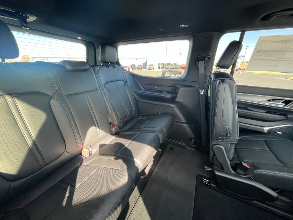 2026 Jeep Grand Wagoneer Limited Altitude