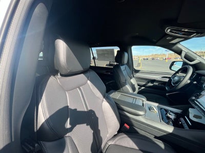 2026 Jeep Grand Wagoneer Limited Altitude