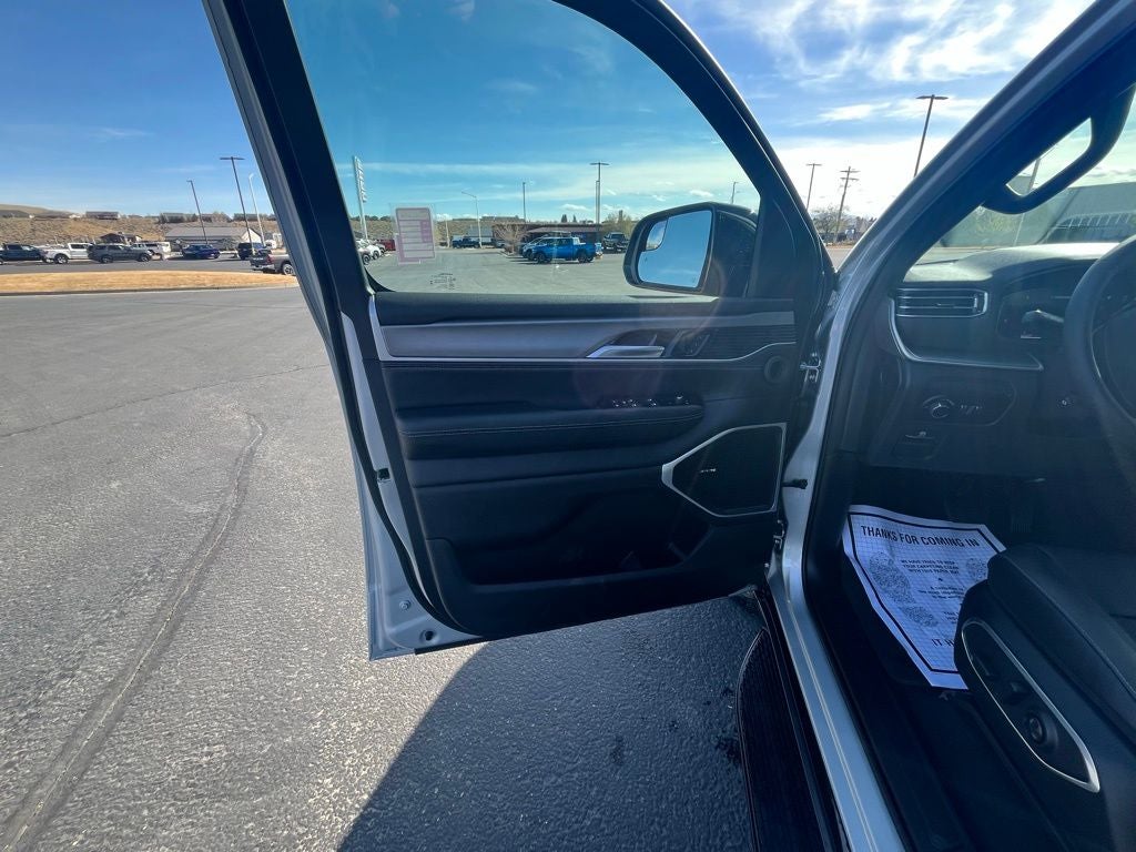 2026 Jeep Grand Wagoneer Limited Altitude