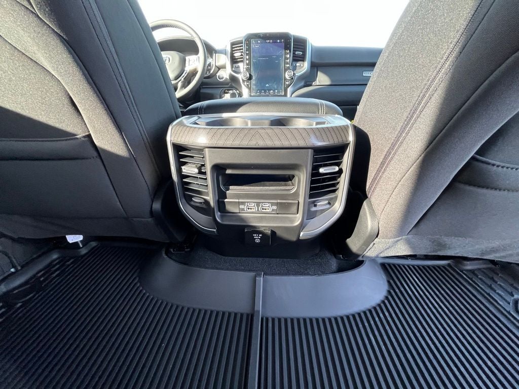 2026 RAM Ram 1500 1500 BIG HORN CREW CAB 4X4 5'7' BOX