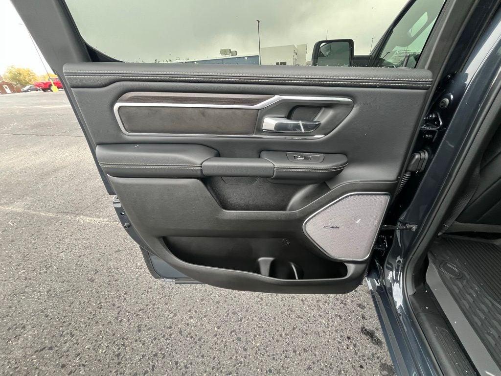 2026 RAM Ram 1500 1500 LAIE CREW CAB 4X4 5'7' BOX