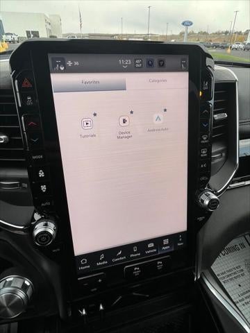 2026 RAM Ram 1500 1500 LAIE CREW CAB 4X4 5'7' BOX