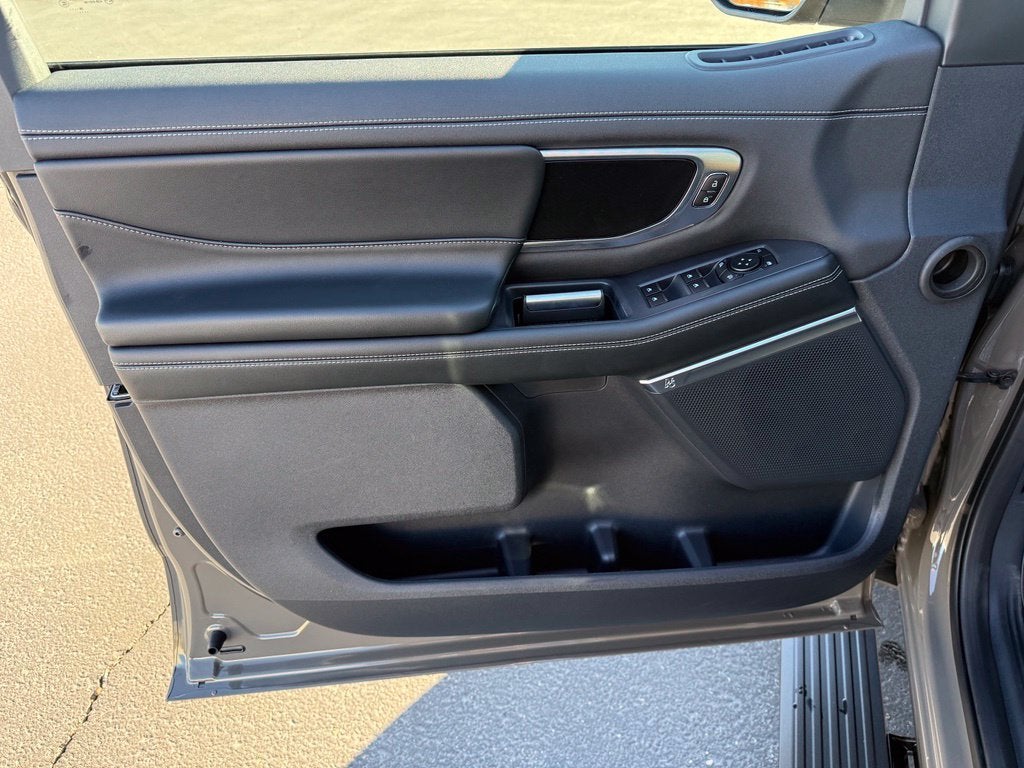 2027 Ford Expedition Max MAX Platinum