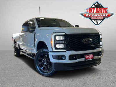 2026 Ford F-350SD Lariat Black Appearance Pkg