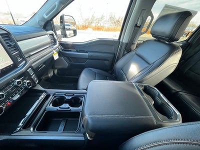 2026 Ford F-350SD Lariat Black Appearance Pkg