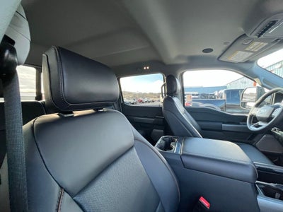 2026 Ford F-350SD Lariat Black Appearance Pkg