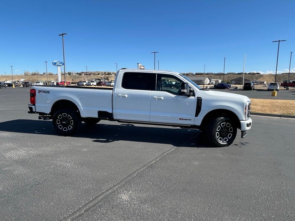 2026 Ford F-350SD Platinum