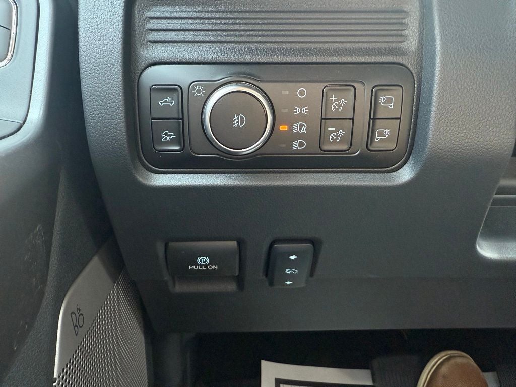 2026 Ford F-350SD Lariat Tremor