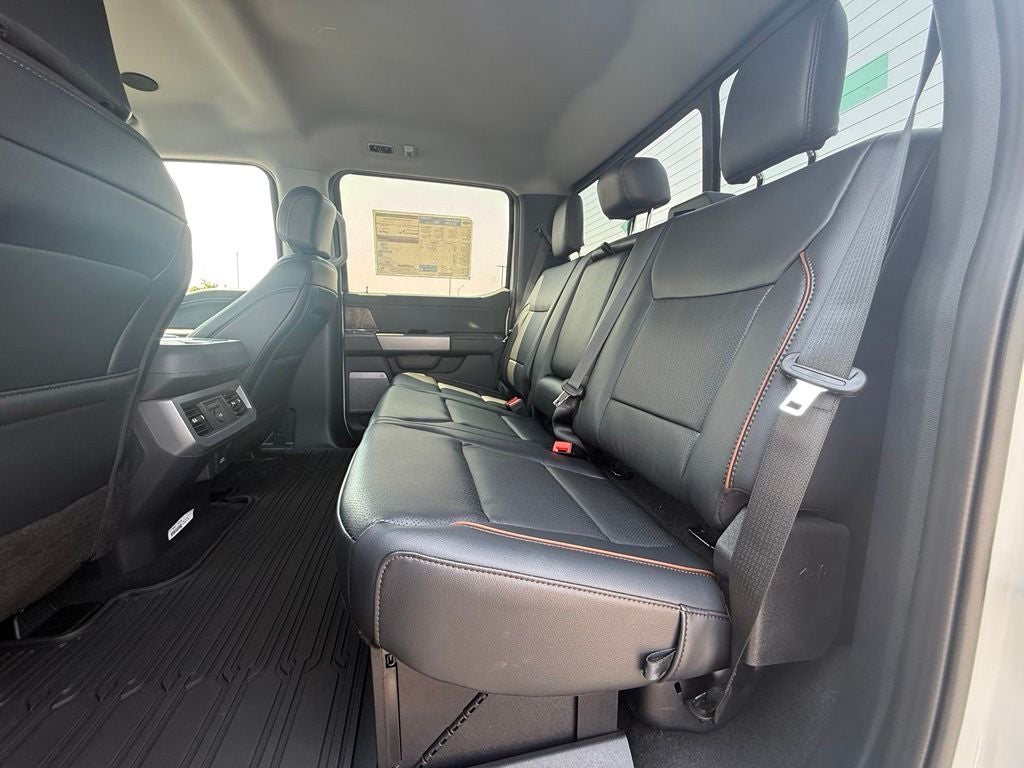 2026 Ford F-350SD Lariat Tremor