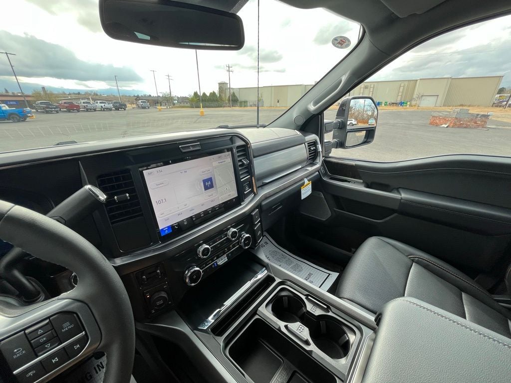 2026 Ford F-350SD Lariat