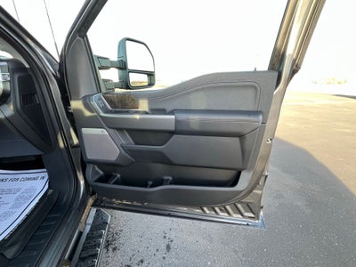 2026 Ford F-350SD Lariat Black Appearance Pkg