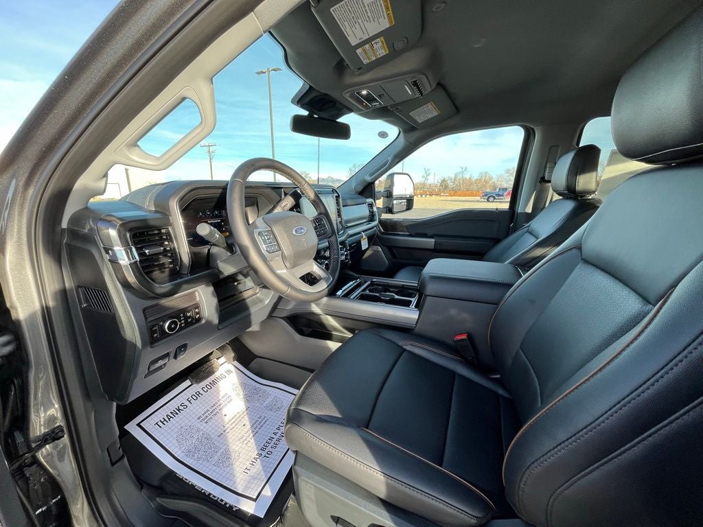 2026 Ford F-350SD Lariat Black Appearance Pkg