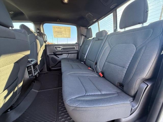 2027 RAM 1500 RAM 1500 BIG HORN CREW CAB 4X4 5'7' BOX