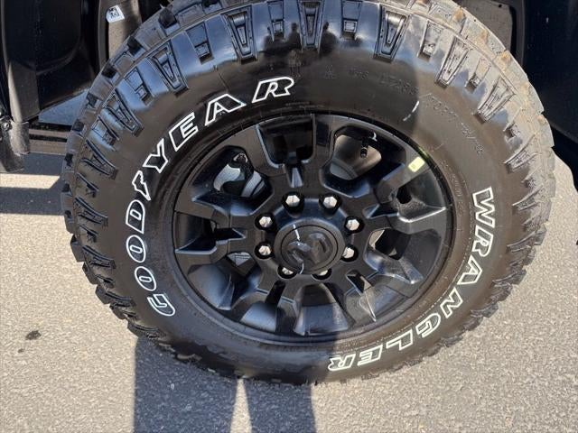 2027 RAM 2500 2500 TRADESMAN CREW CAB 4X4 6'4' BOX