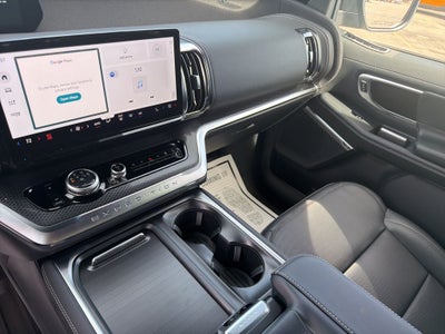 2026 Ford Expedition Max Platinum Stealth