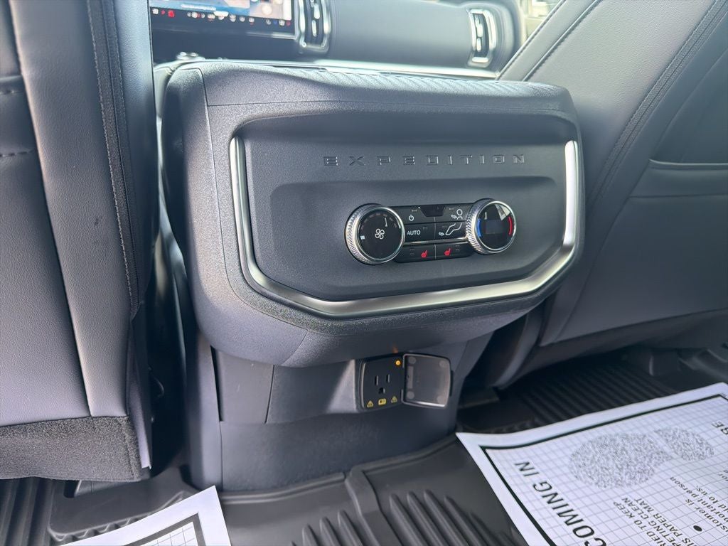 2026 Ford Expedition Max Platinum Stealth