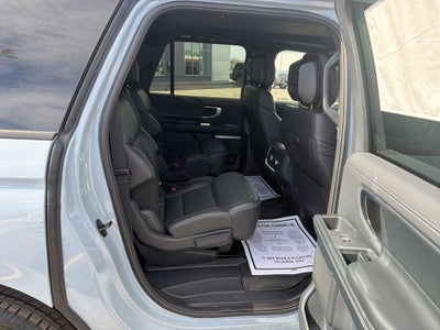 2026 Ford Expedition Max Platinum Stealth