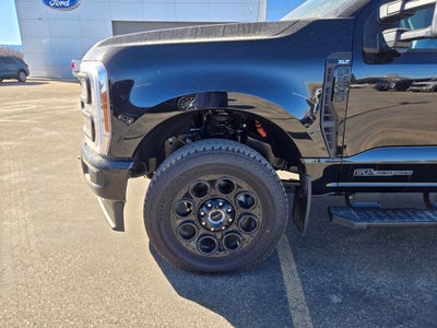 2026 Ford F-250SD XLT Premium Black Appearance Pkg.