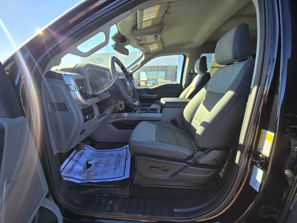 2026 Ford F-250SD XLT Premium Black Appearance Pkg.