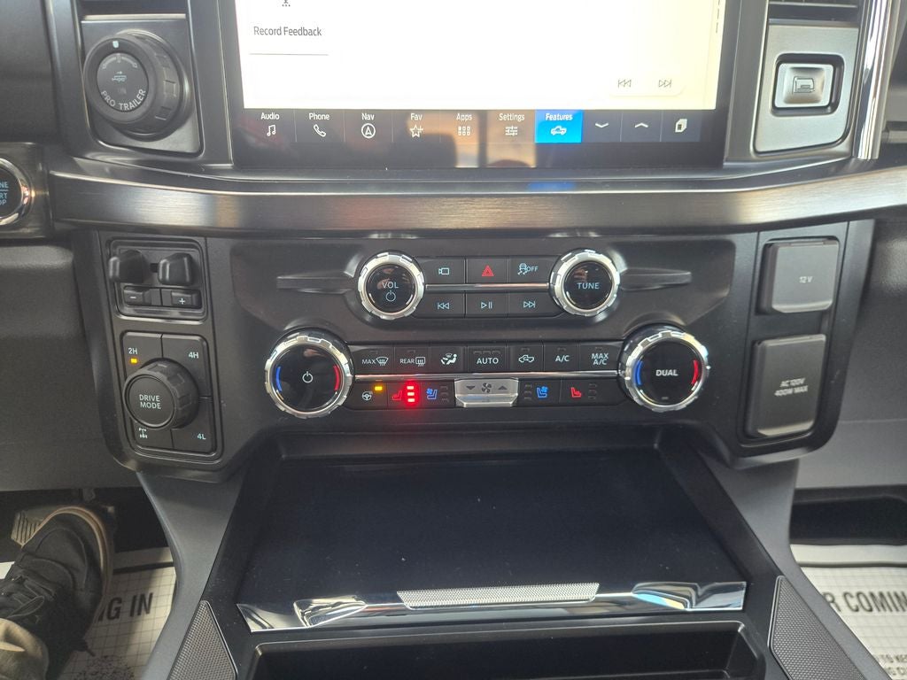 2026 Ford F-350SD Lariat Black Appearance Pkg.