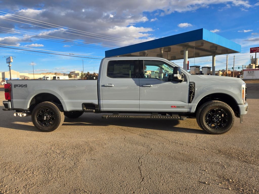 2026 Ford F-350SD Lariat Black Appearance Pkg.