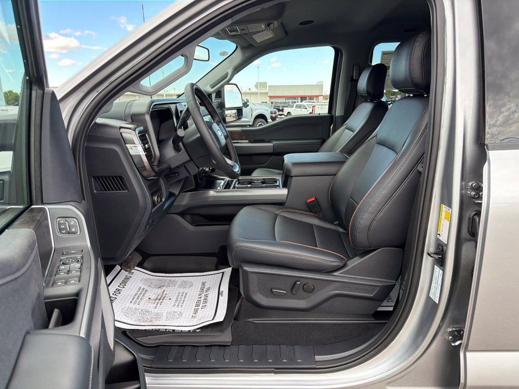 2027 Ford F-350SD Lariat Black Appearance Pkg.