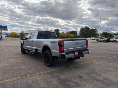 2027 Ford F-350SD Lariat Black Appearance Pkg.