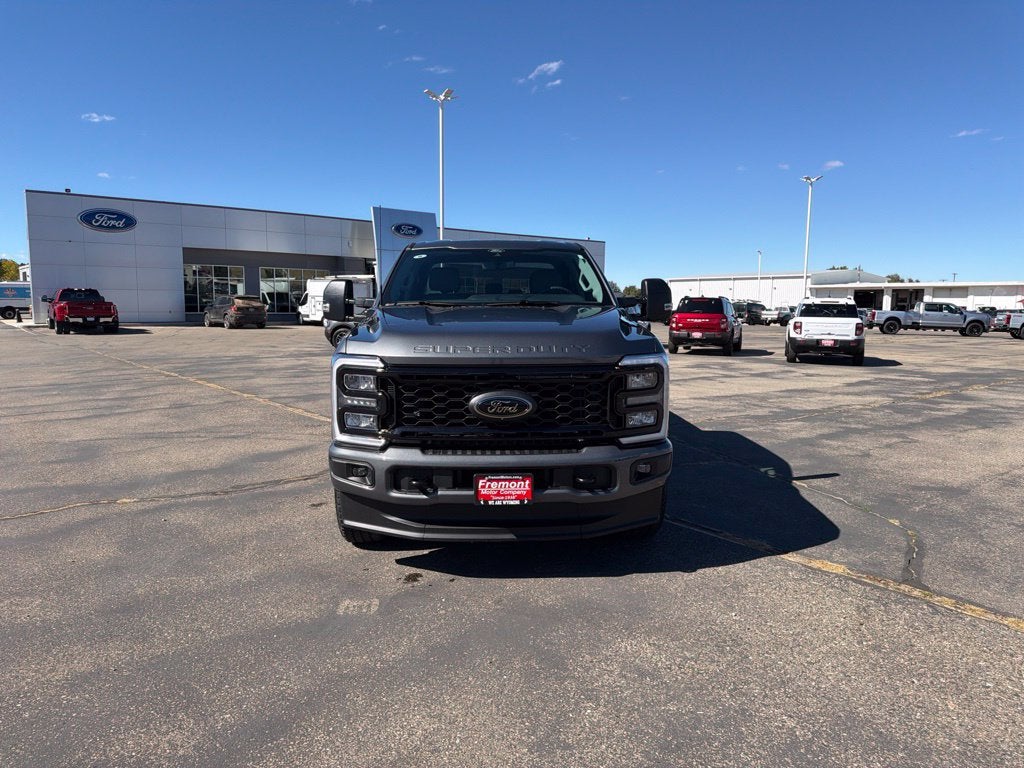 2026 Ford F-350SD XLT Premium Black Appearance Pkg.